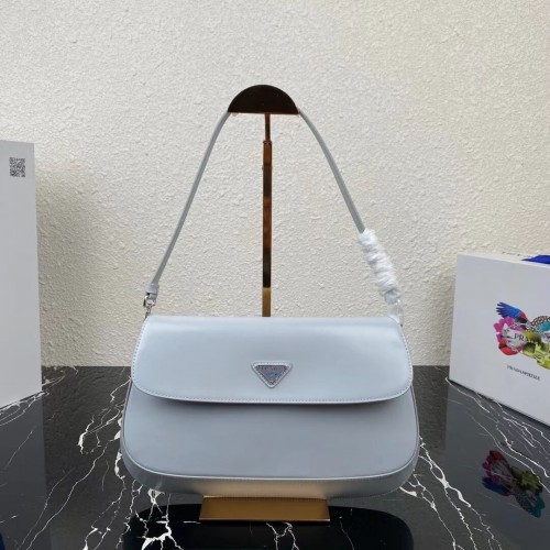 Prada Cleo geborsteld leren schoudertas met klep 1BH276 lichtblauw