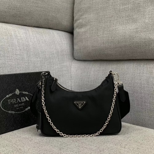 Prada Re-Edition 2005 nylon schoudertas 1BH204 zwart