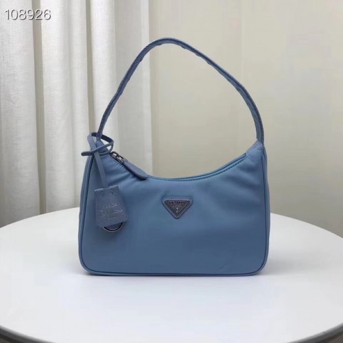 Prada Re-Edition 2000 nylon minitas 1NE515 lichtblauw