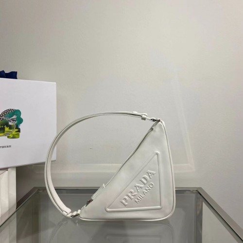 Prada handtas van gewatteerd nappaleer 1BE003 wit