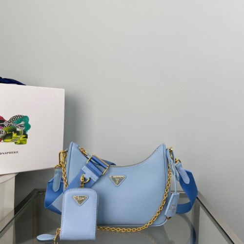Prada Re-Edition 2005 Saffiano schoudertas 1BH204 hemelsblauw