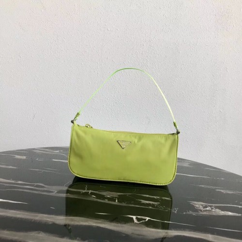 Prada Re-Edition nylon draagtas 1N1419 groen