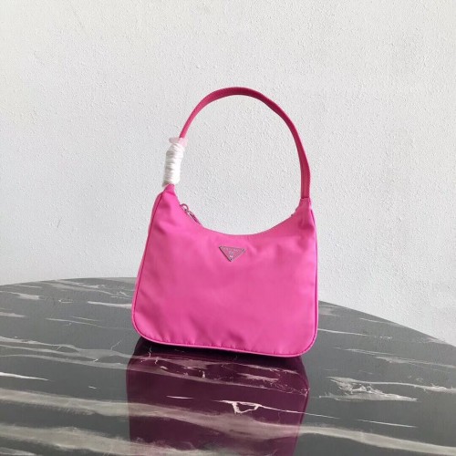 Prada Re-Edition nylon draagtas MV519 roze