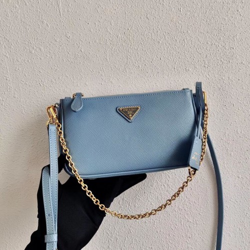 Prada Saffiano leren mini schoudertas 2BH171 hemelsblauw