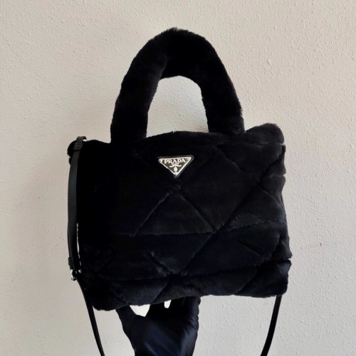 Prada Shearling draagtas 1BG378 zwart