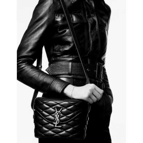 SAINT LAUREN JUNI BOXTAS VAN GEWATTEERD LAMBSLEER 7100801 NOIR