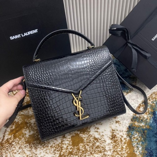 SAINT LAURENT CASSANDRA MEDIUM TAS MET HOOG HANDVAT VAN GLANZEND LEER MET KROKODIL-REFFIE B623931 ZWART