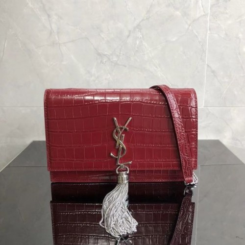 SAINT LAURENT Kate leren crossbodytas met krokodillenreliëf 452159 Jujube rood