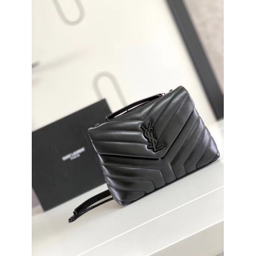 SAINT LAURENT LOULOU KLEIN IN MATELASSE Y LEER 467072 zwart & GEOXIDEERD NIKKEL HARDWARE