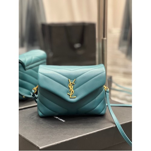 SAINT LAURENT LOULOU TOY STRAP BAG IN GEWATTEERD Y LEER 678401 groen