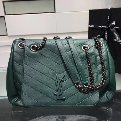 SAINT LAURENT Medium Nolita leren schoudertas 61877 groen