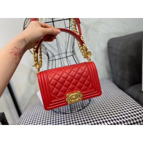 Chanel handtas AS67085 rood voor jongens