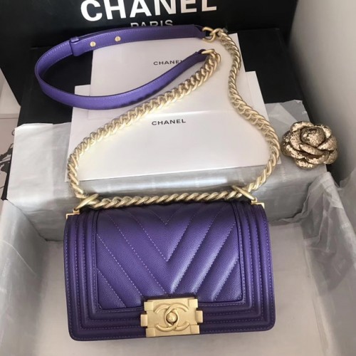 Chanel handtas V67085 paars voor kleine jongens