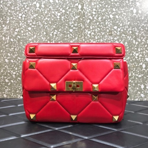 VALENTINO GARAVANI Roman Stud Large Napa schapenleer 1189L rood