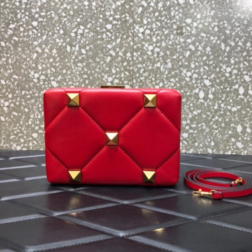 VALENTINO GARAVANI Roman Stud Napa schapenleer 0659 rood