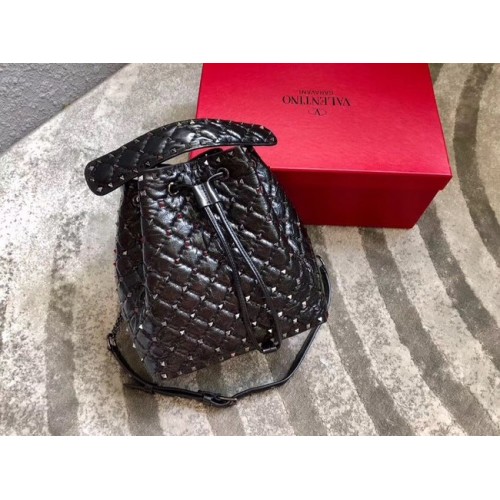 VALENTINO Rockstud leren bucket bag A0059L zwart