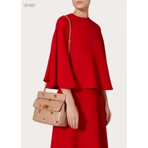 Valentino mini Garavani Roman Stud V2061 roze