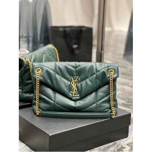Yves Saint Laurent LOULOU PUFFER MEDIUM TAS IN GEWATTEERD CRINKLED MAT LEER Y577475 zwartachtig groen