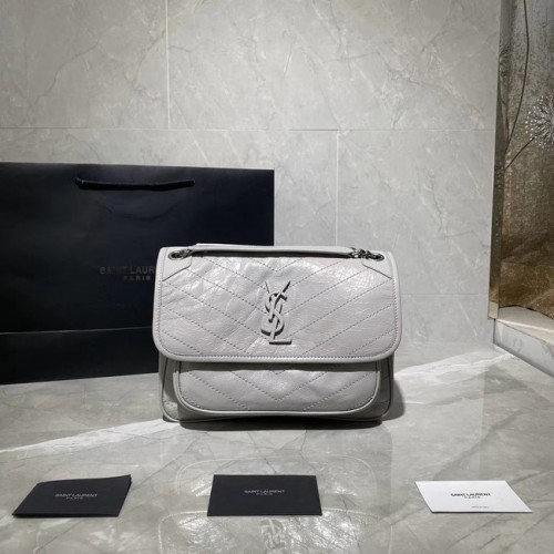 Yves Saint Laurent Medium Niki kettingtas 498894 PEARL GREY